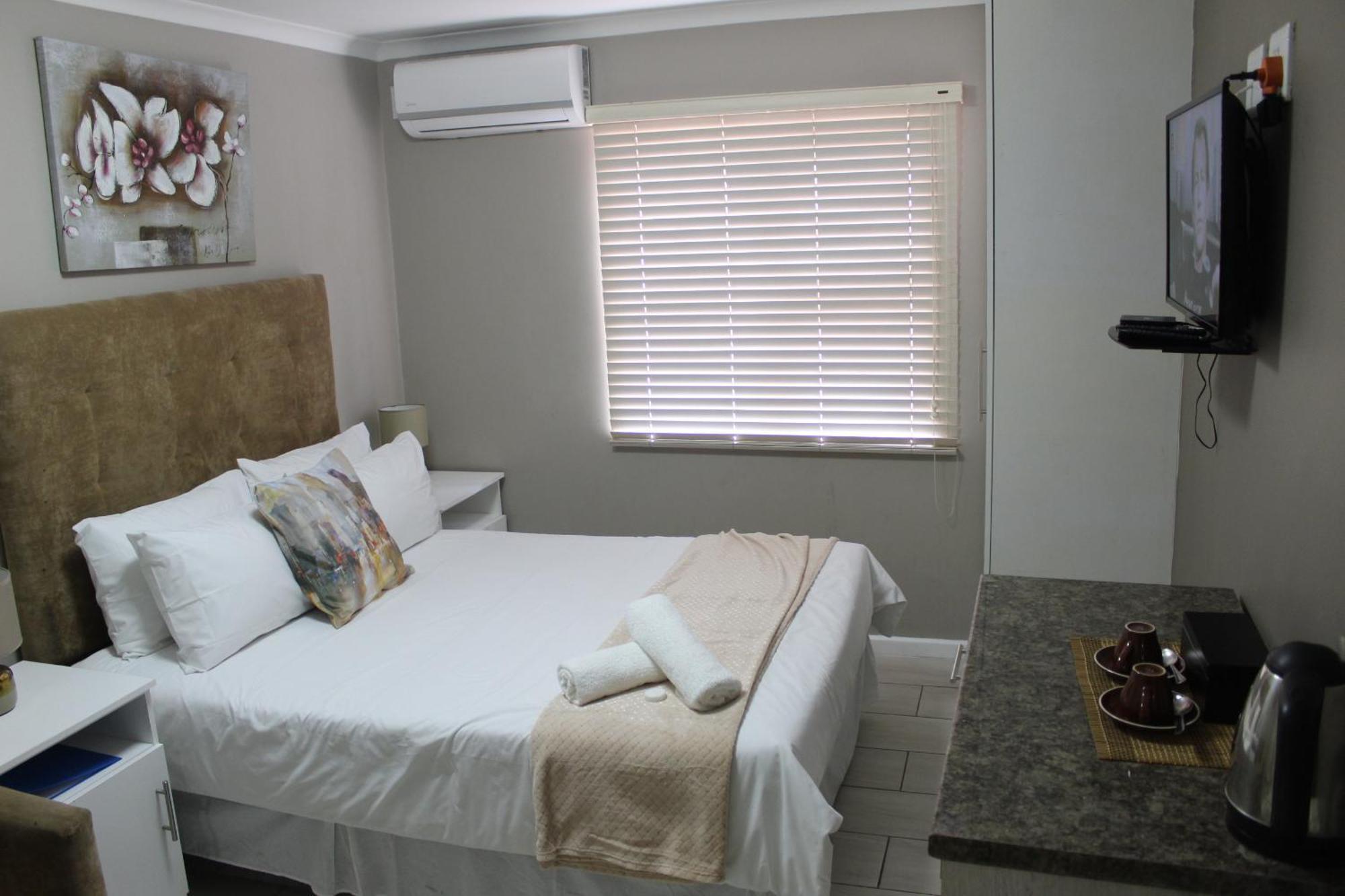 103Onwallace Self Catering Guest House เคปทาวน์ ภายนอก รูปภาพ